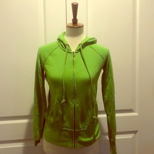 Victoria Secret green sweatshirt says I 💙 PINK